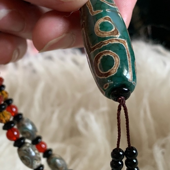 Tibetan DZI necklace with one large pendant - Picture 6 of 16